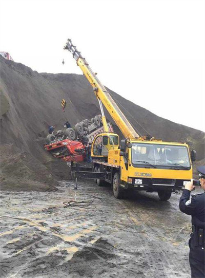 龙川上犹道路救援